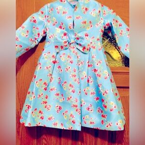 Elegant dress for girls